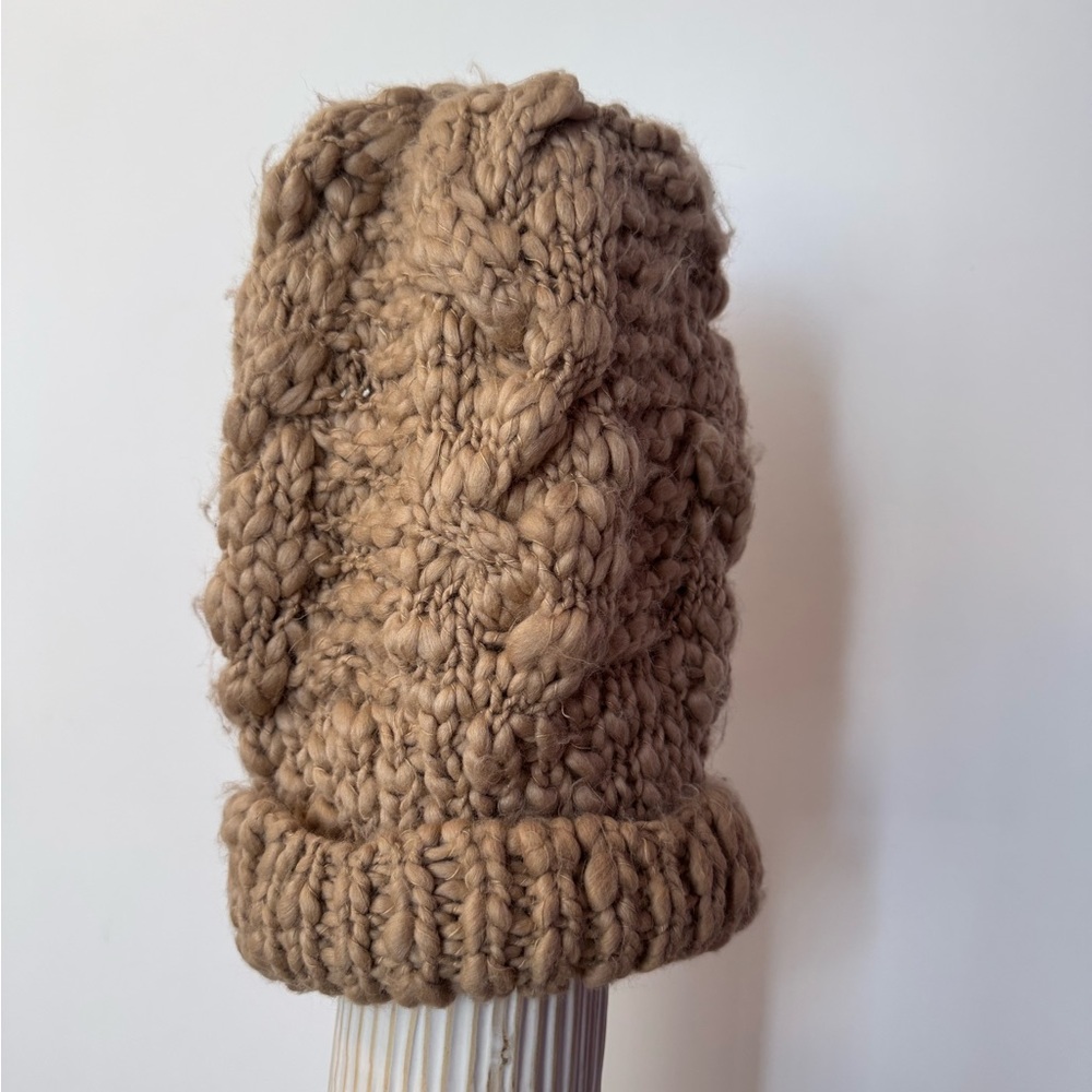Chunky Knit Beanie in Tan